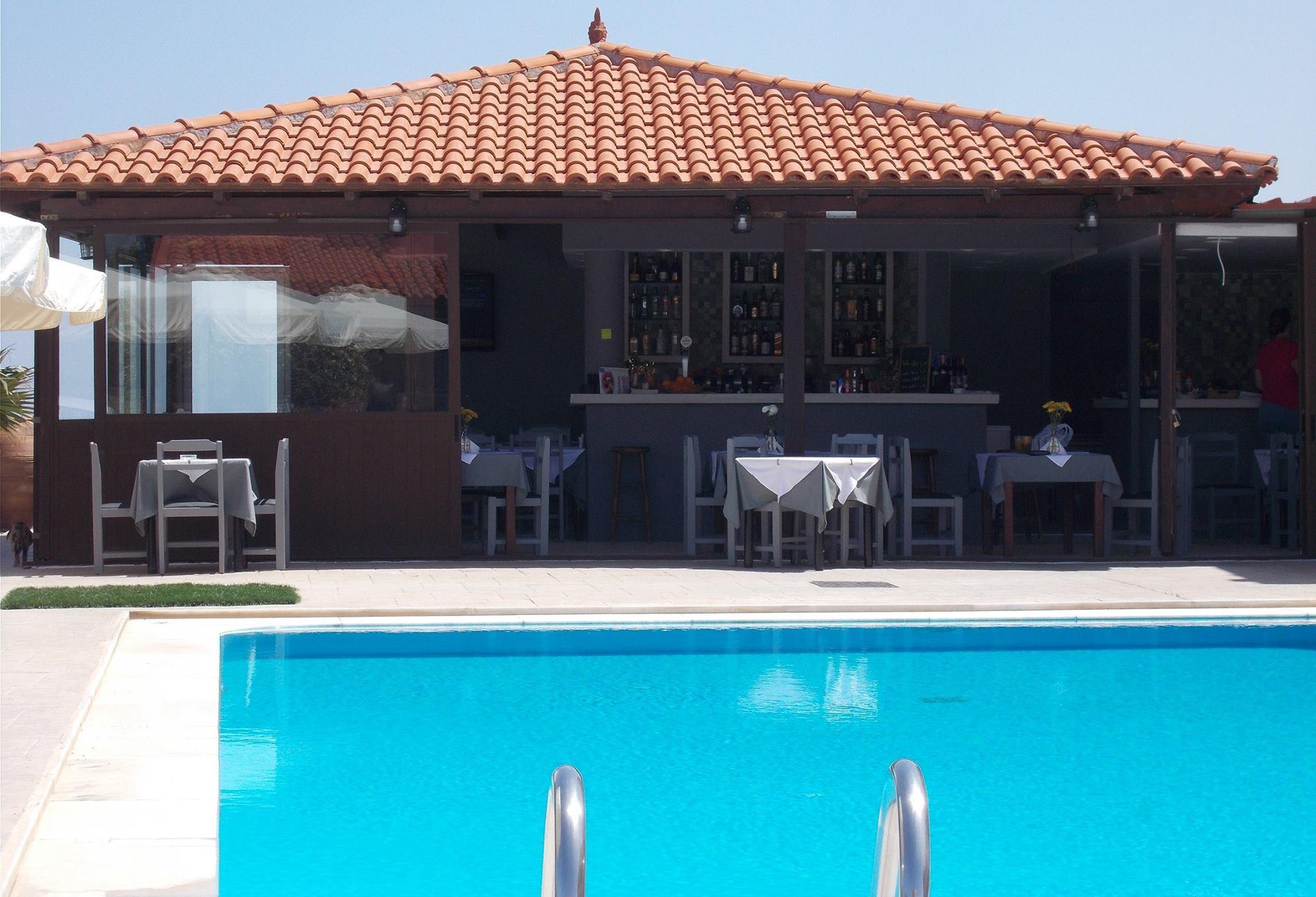 Haridimos 2* Tavronitis (Crete)
